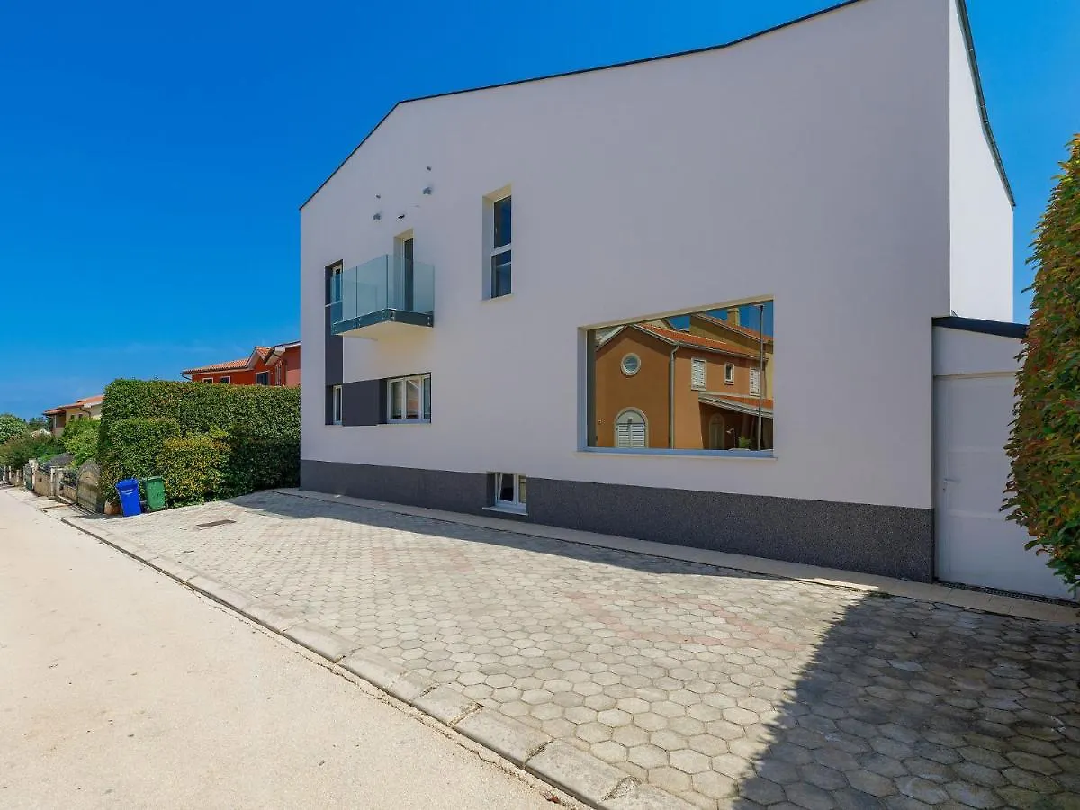 Holiday Home Lana By Interhome Banjole