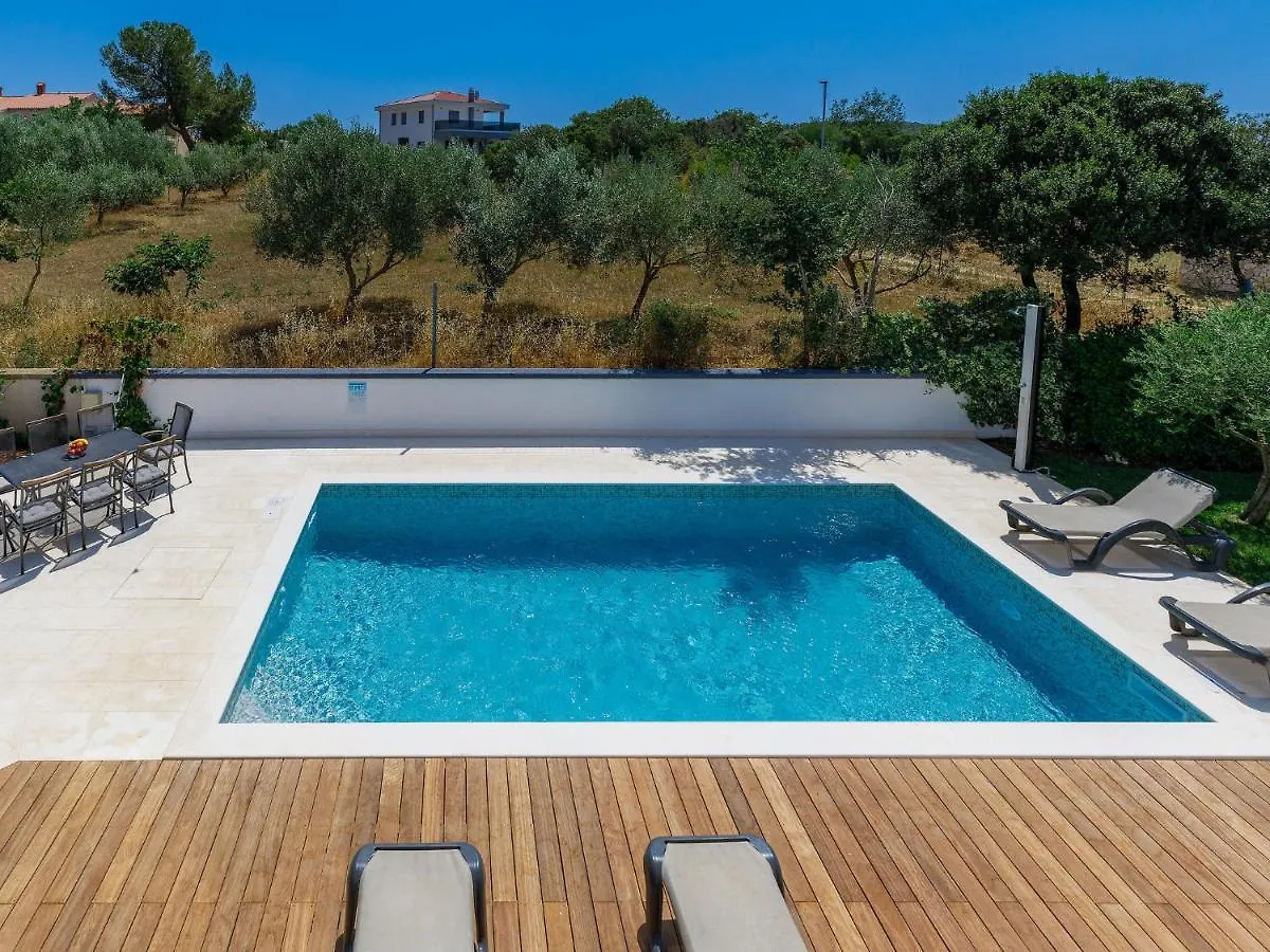 Holiday Home Lana By Interhome Banjole Croatia