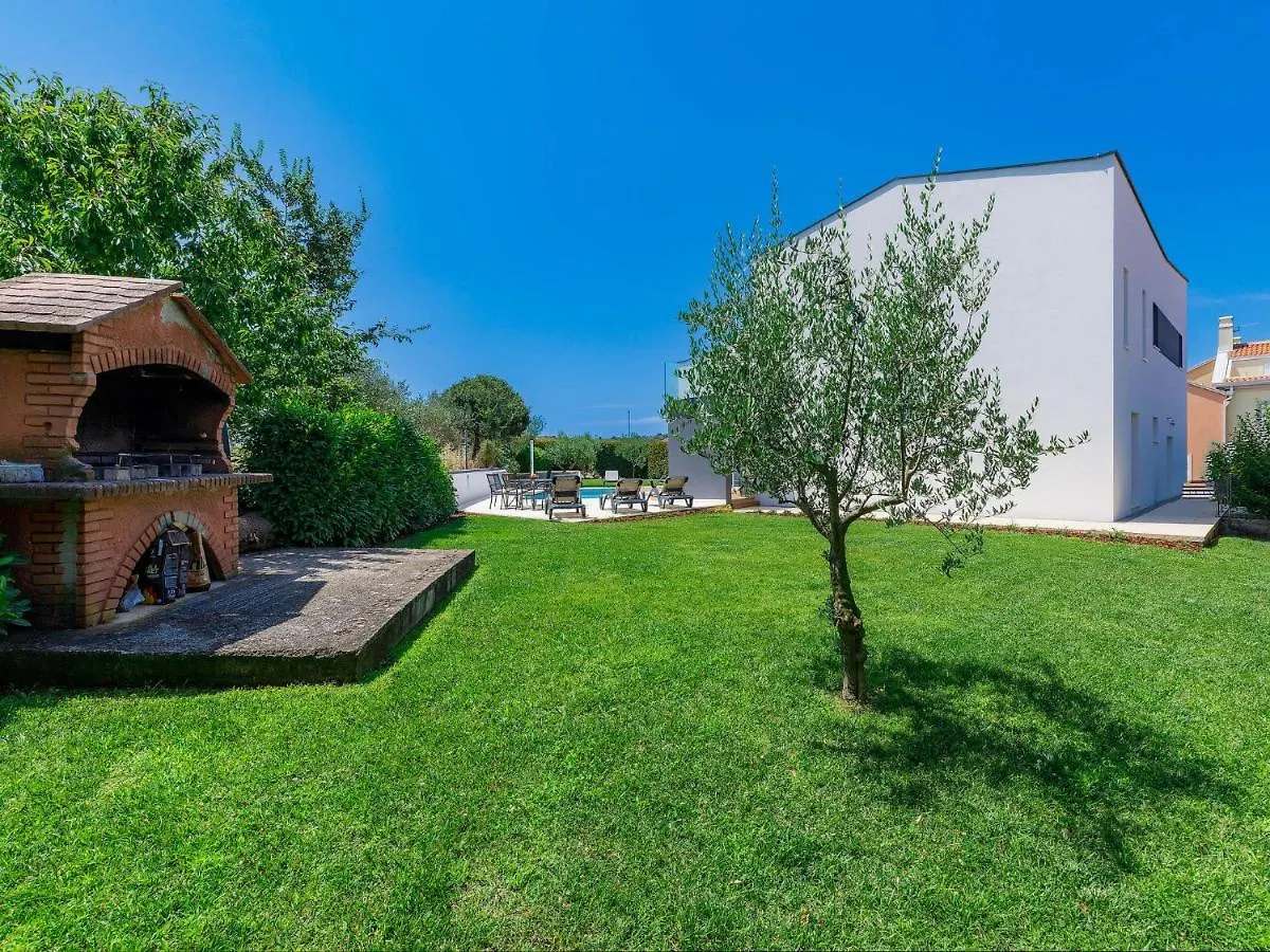 Holiday Home Lana By Interhome Banjole